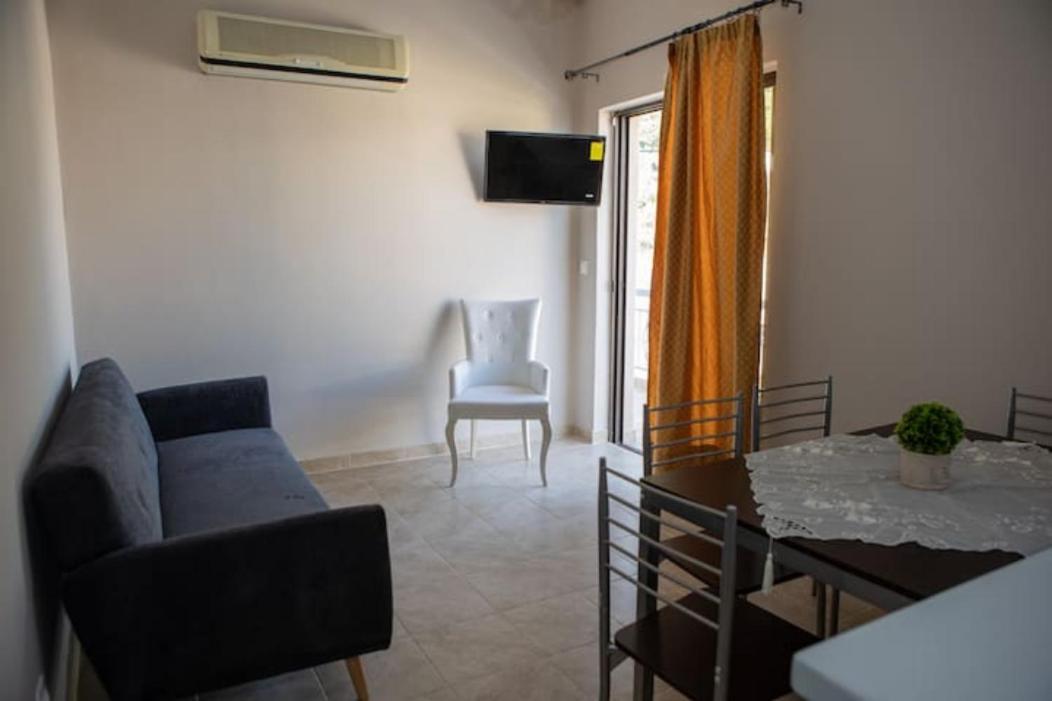Vasileiou Apartments Kamena Vourla Esterno foto